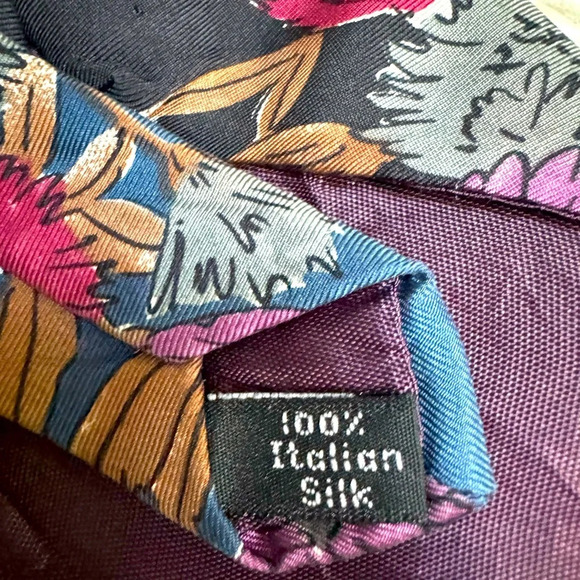 Don Loper of Beverly Hills-100% Italian silk blue w/floral geometric pattern tie - Picture 5 of 8